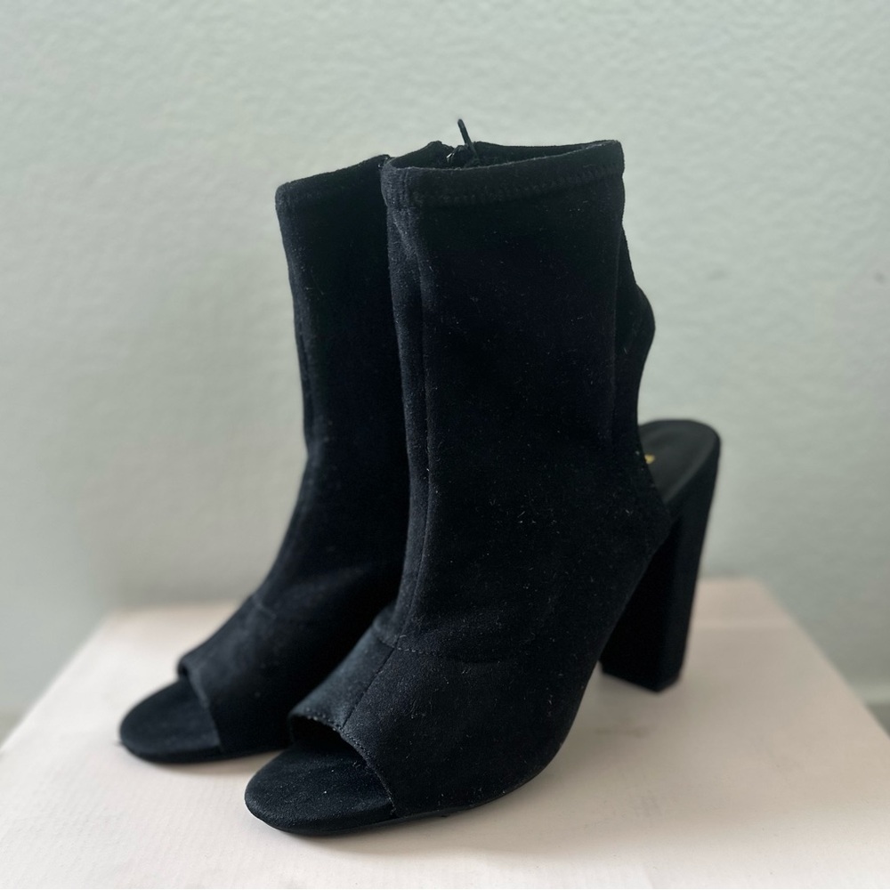 Woman’s Black Ankle Boots
